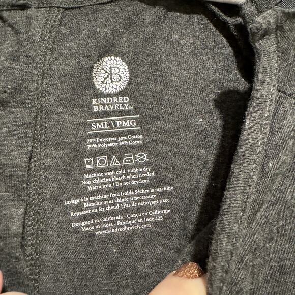 Kindred Bravely Gray Universal Labor Delivery Gown Size Small - Picture 5 of 6